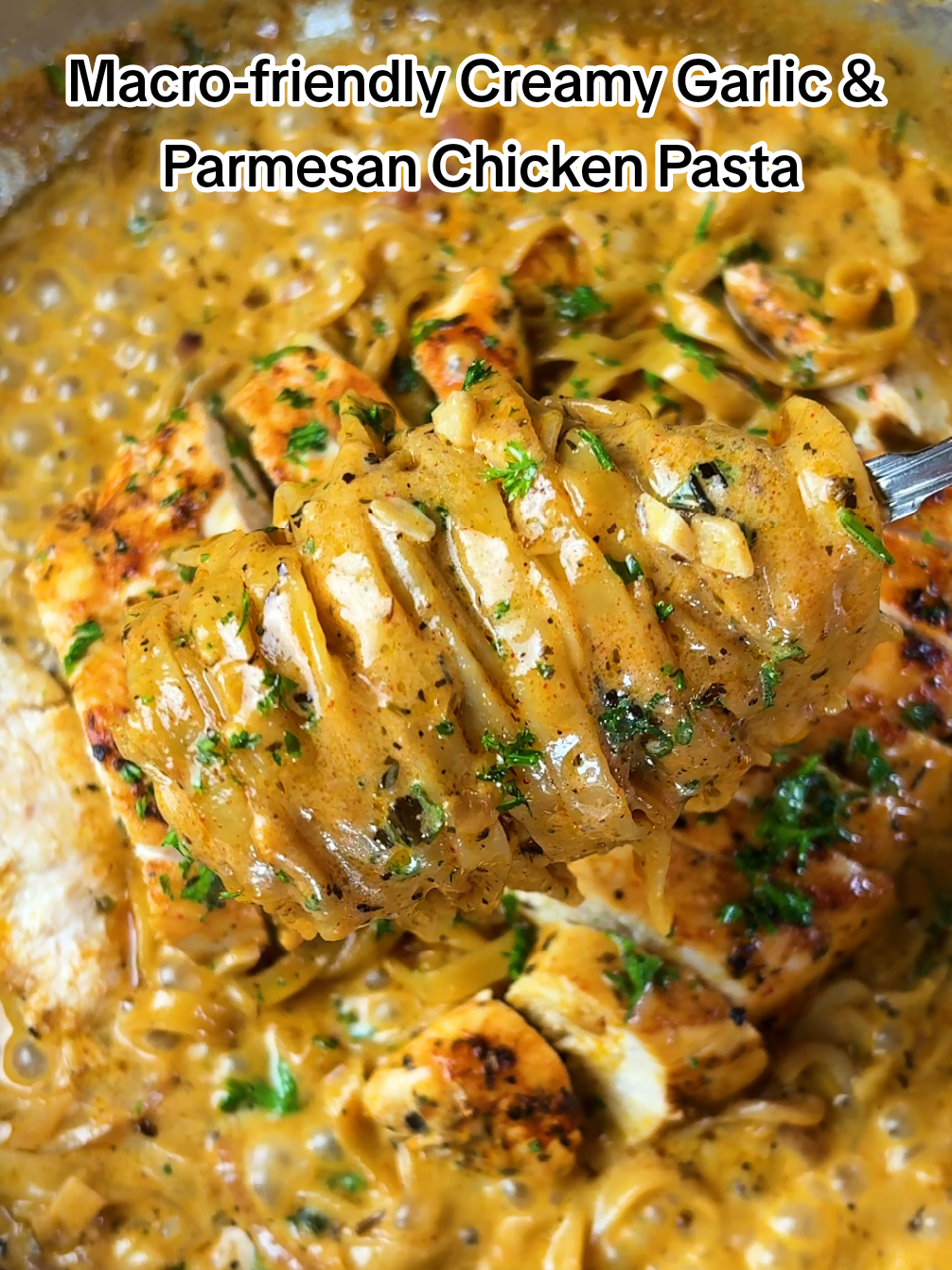 Creamy Garlic Parmesan Chicken Tagliatelle